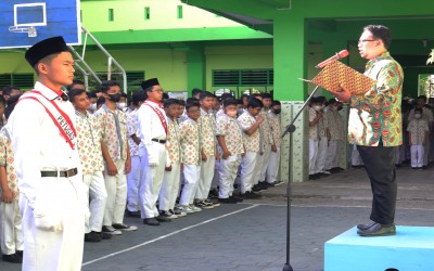 Ali bin Abi Tholib mengatakan 